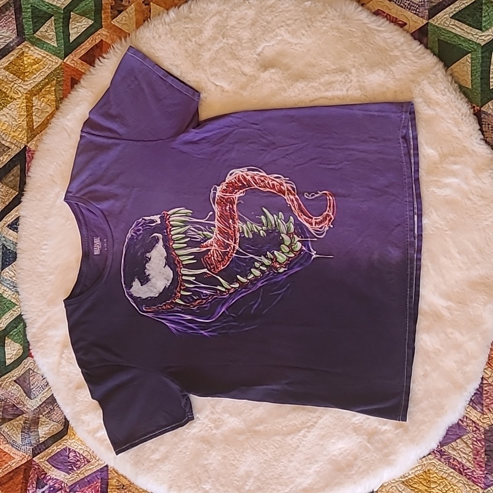 Marvel Venom Purple Vintage Style Full Graphic Style Comic TShirt Large